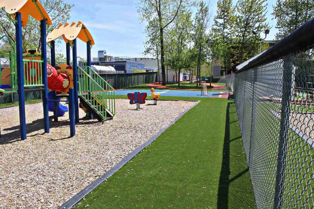 artificial grass montreal kindergarten space