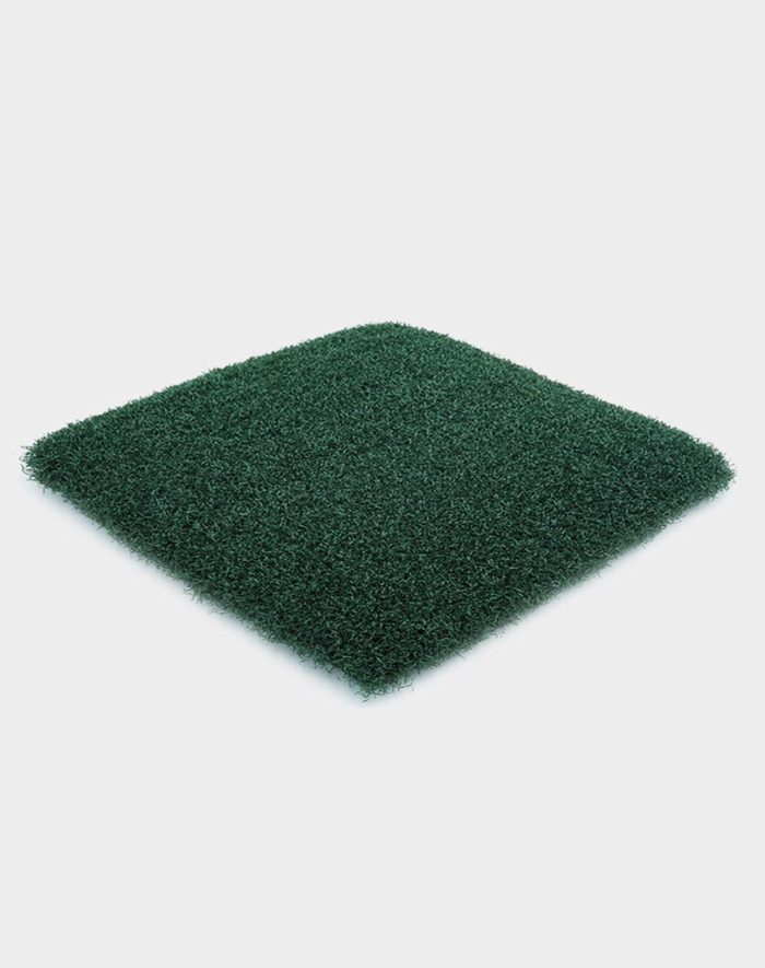 tee-grass-hitting-golf-mat-green-turf-golf-course-new-brunswick-newfoundland-alberta