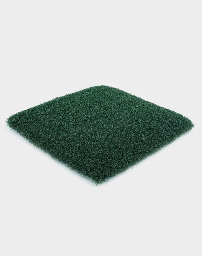 tee-grass-hitting-golf-mat-green-turf-golf-course-new-brunswick-newfoundland-alberta