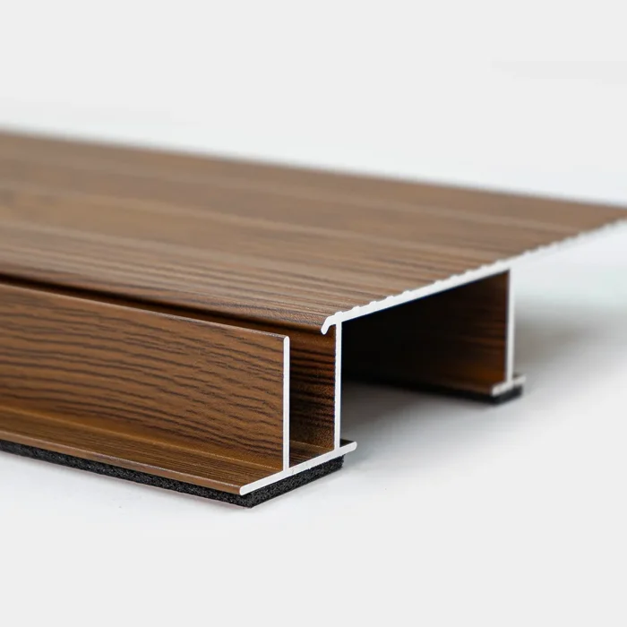 Aluminum-Deck-Walnut.webp